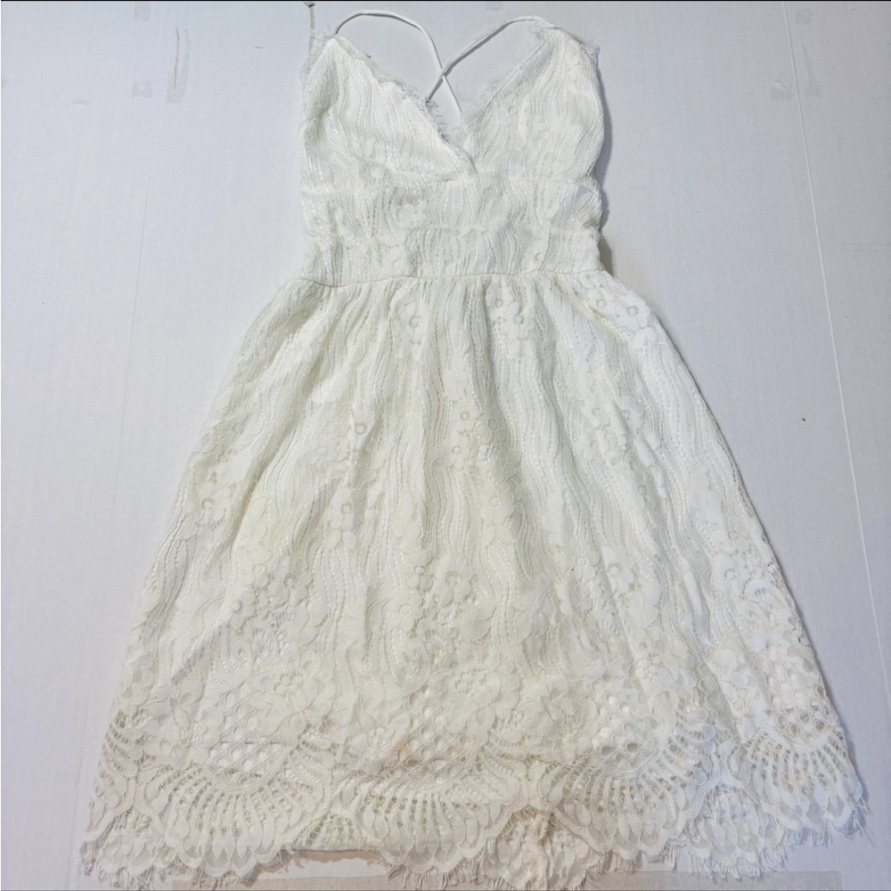 White Lacy Above The Knee Dress Small